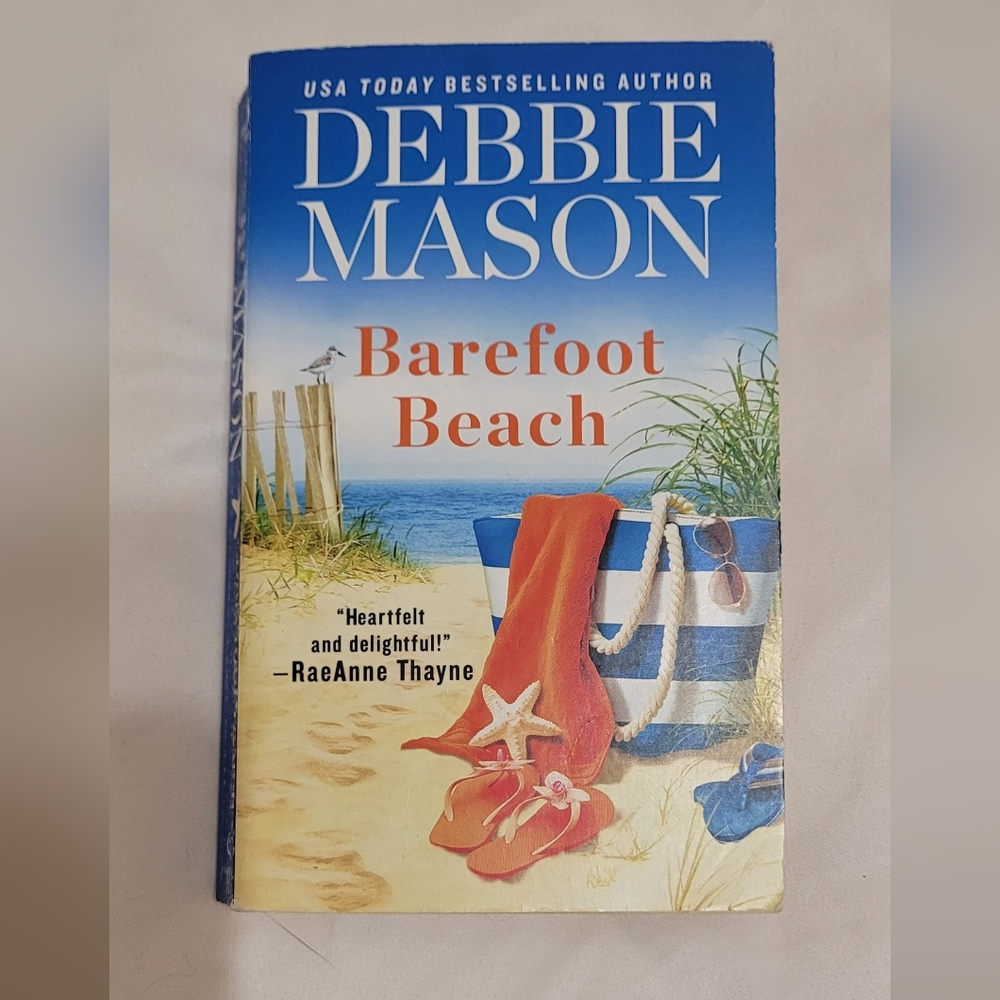 ⭐💲1️⃣ Barefoot Beach by Debbie Mason Contemporary Romance Summer Read Paperback